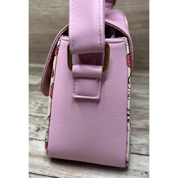 Loungefly Disney Chip 'N' Dale Strawberries Crossbody Bag Purse Chipmunks Pink - Picture 2 of 16